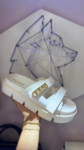 Sandalias